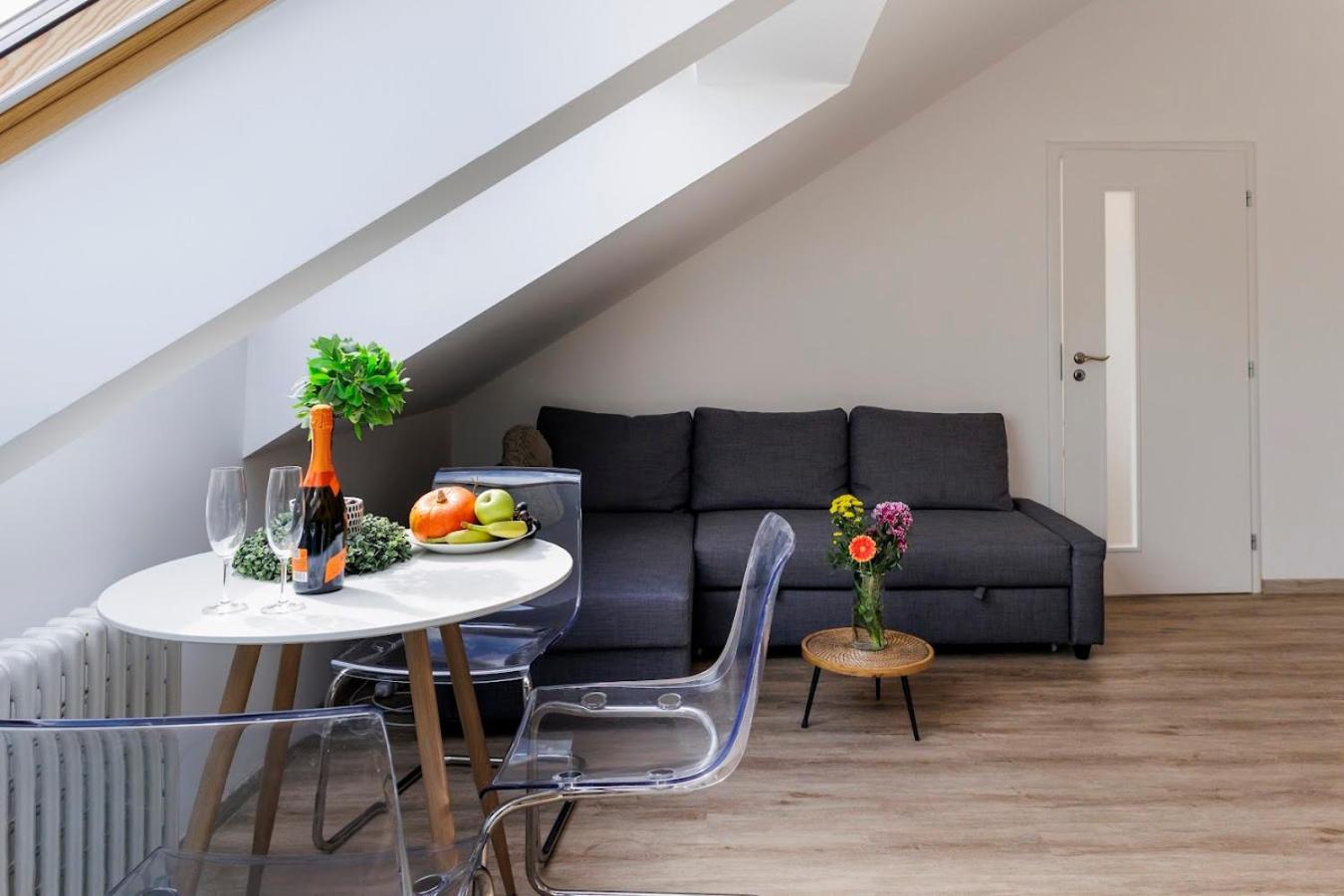 Queen Flat In Old Town With Castle View Pressburg Exterior foto